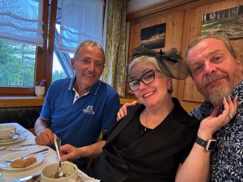 59f150c2-54ca-439a-827c-0a263e0f2644